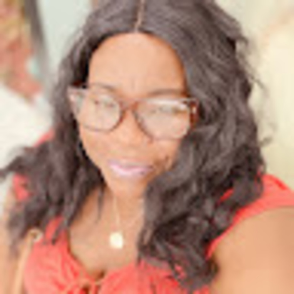 Meet your Posher, Reah